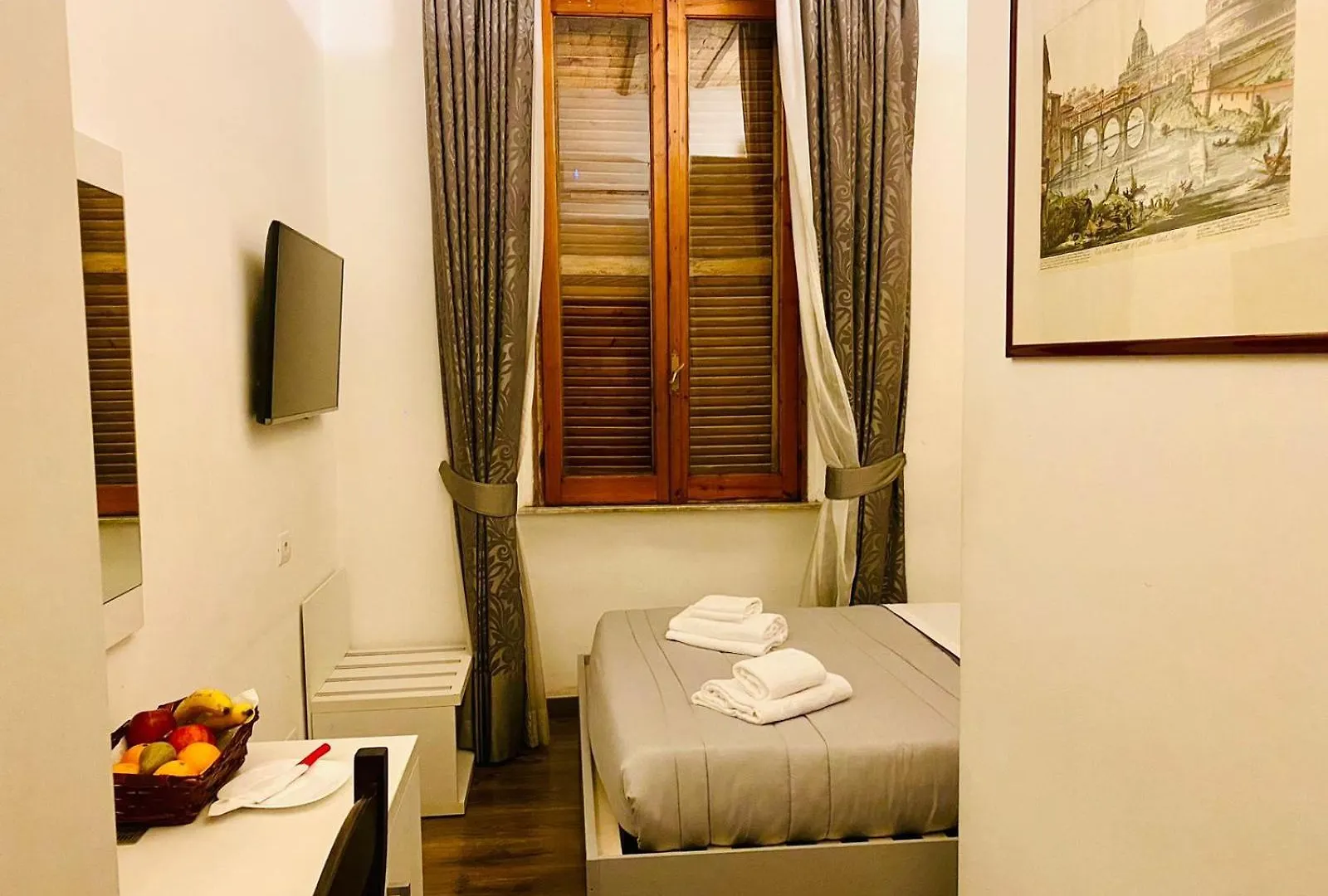 Laterani Dfm Hotel Rom