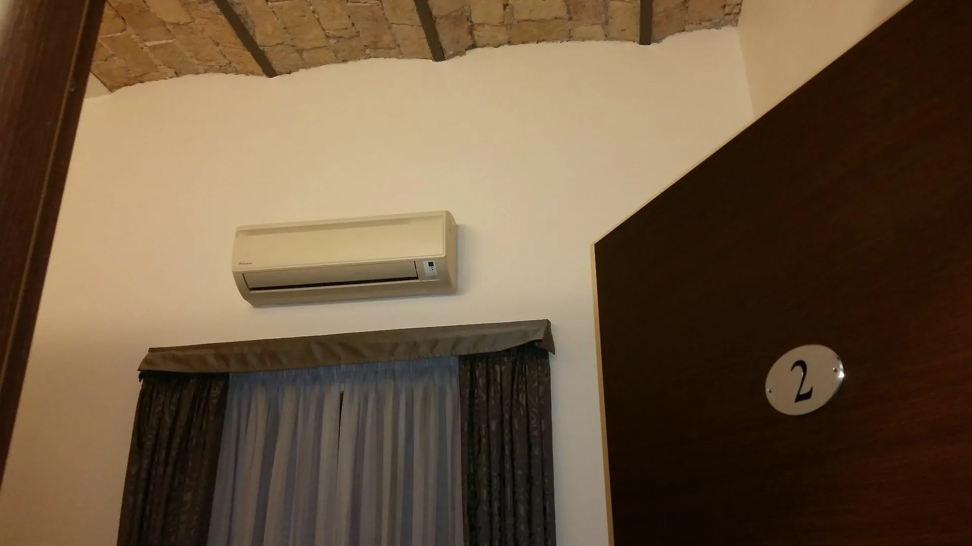 Laterani Dfm Hotel Rom 2*,